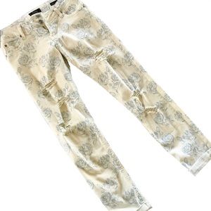 NORDSTROM STS BLUE “JOEY” Relaxed boyfriend jeans